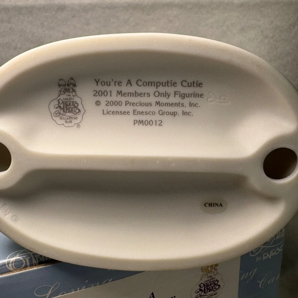 Precious Moments You're A Computie Cutie 2001 Members Only‎ Figurine PM0012 Box